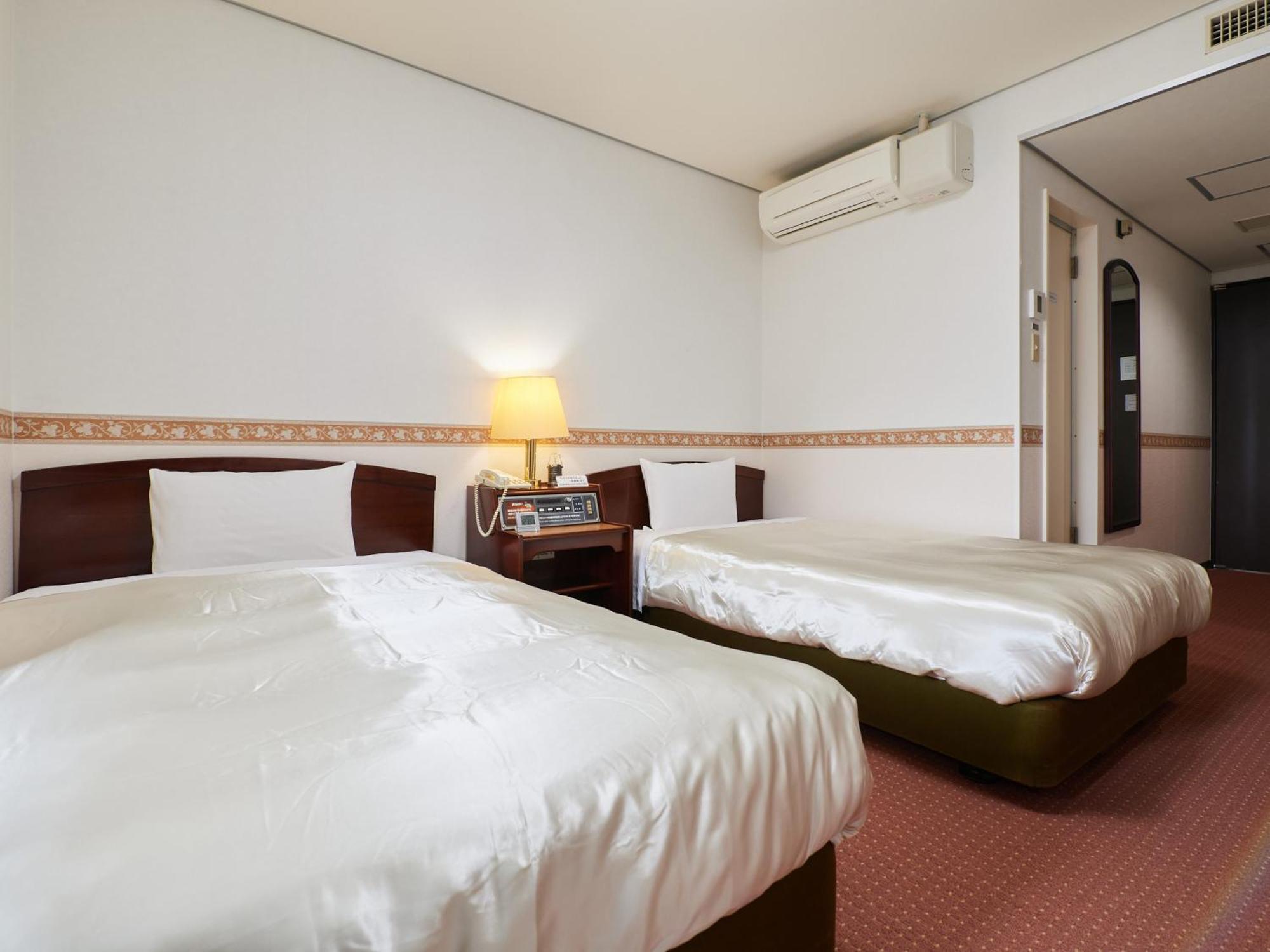 Ecohotel Toyama Station Buitenkant foto