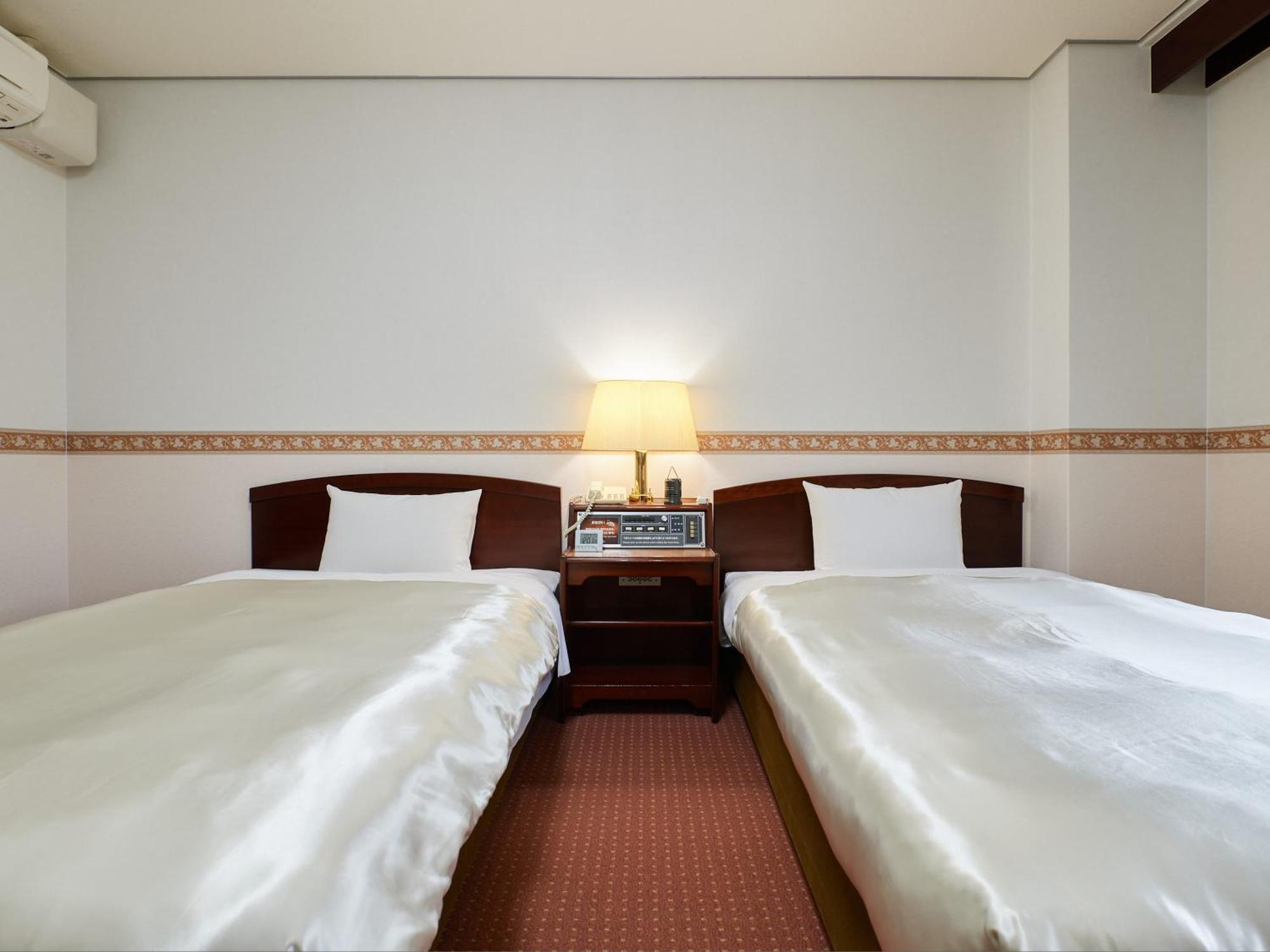Ecohotel Toyama Station Buitenkant foto