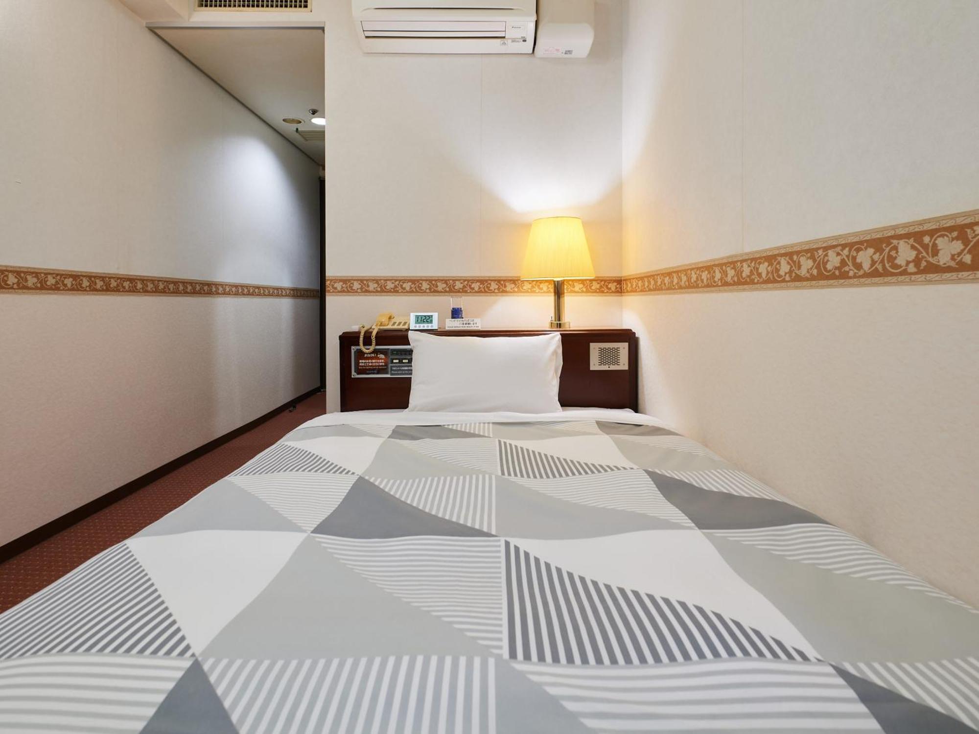 Ecohotel Toyama Station Buitenkant foto
