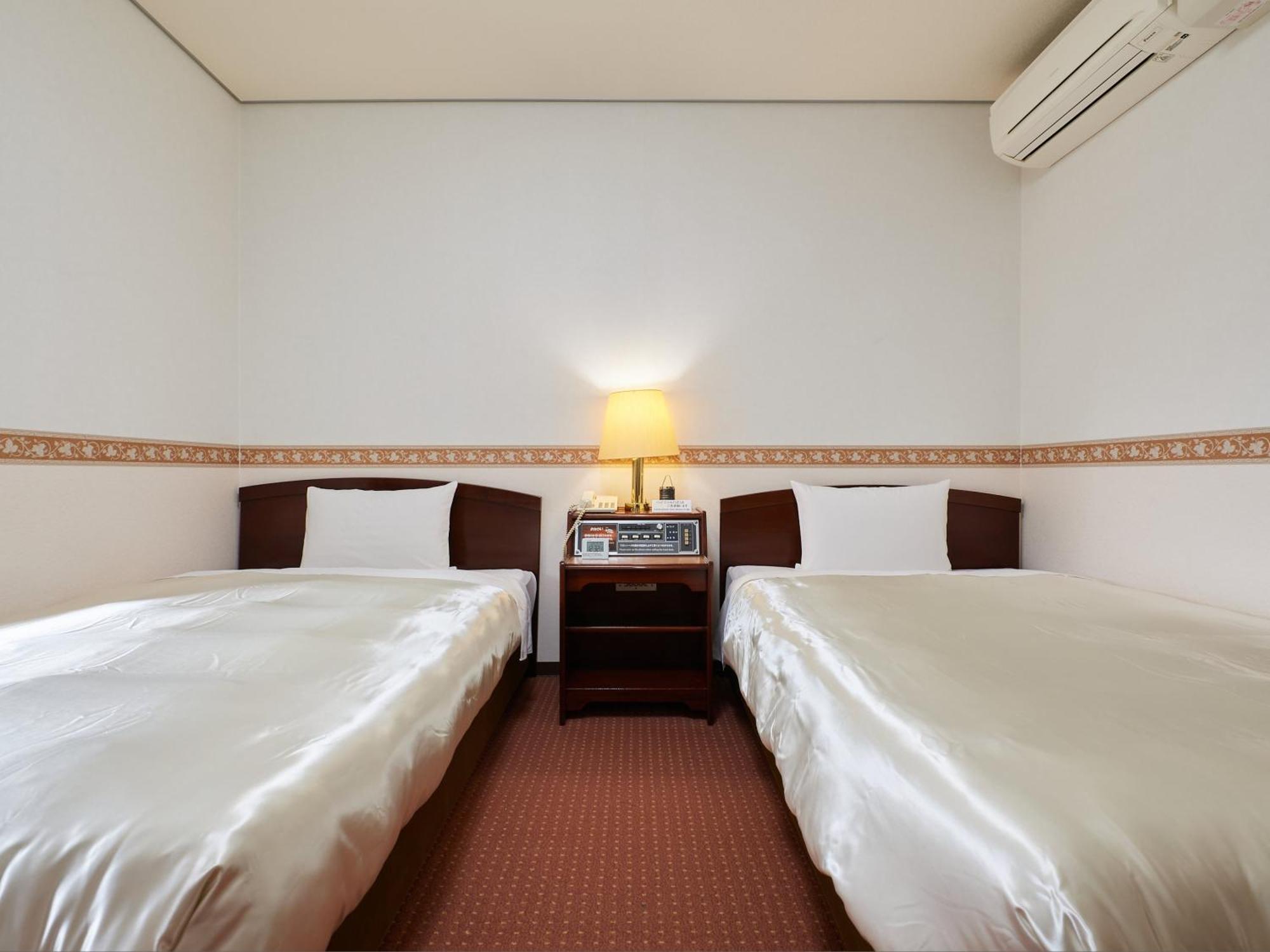 Ecohotel Toyama Station Buitenkant foto