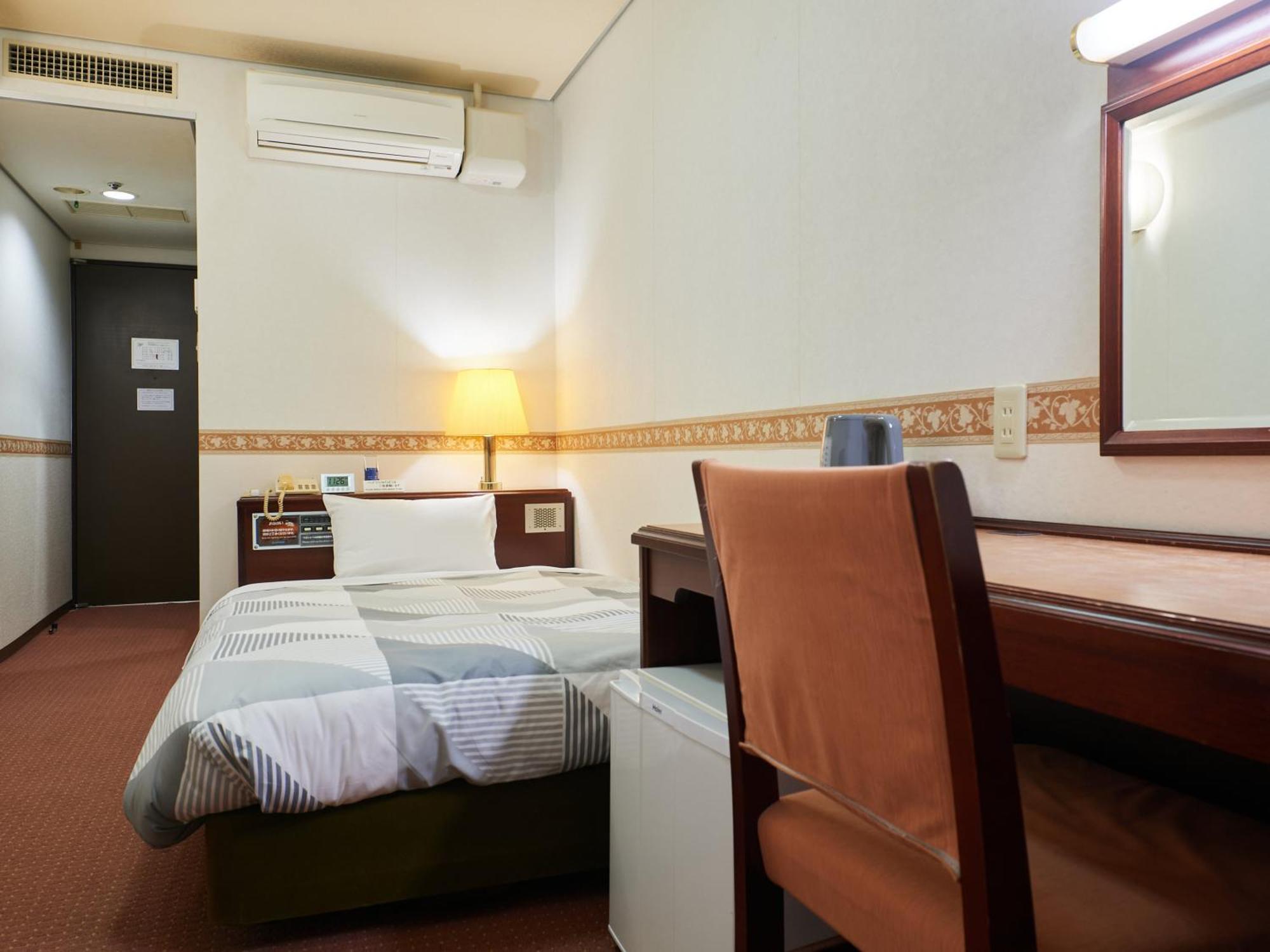 Ecohotel Toyama Station Buitenkant foto